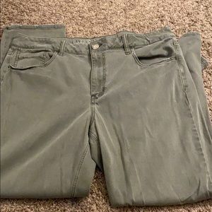 Never worn Tom Girl Jeans